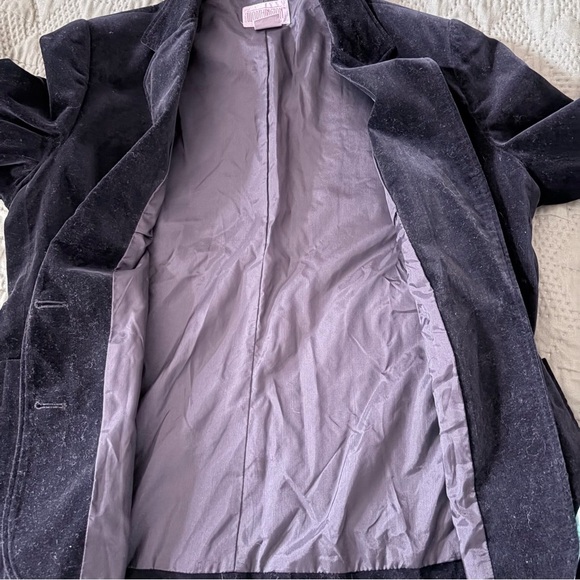 Vintage Worthington Women’s Velvet Blazer - Picture 10 of 10